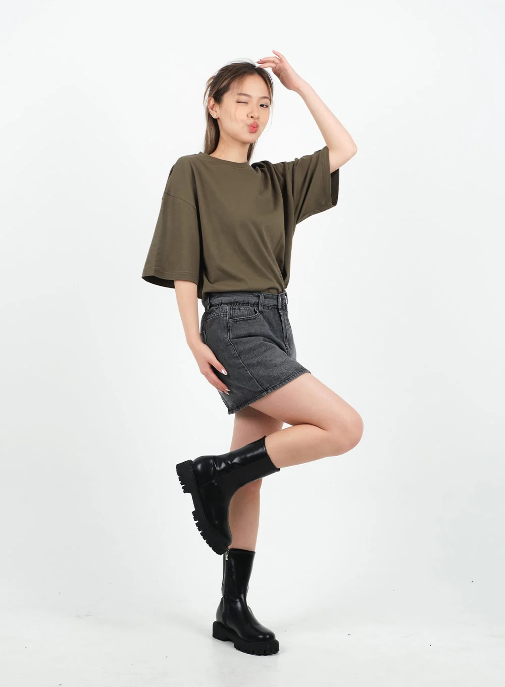 Basic Loose Fit Oversized T-shirt CA26 - Image 10