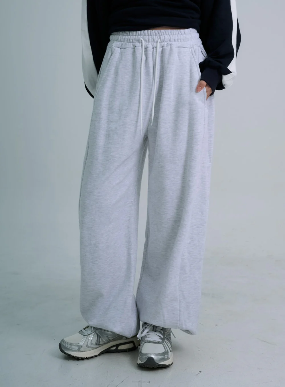 Basic Wide Training Pants CO21 - Image 5