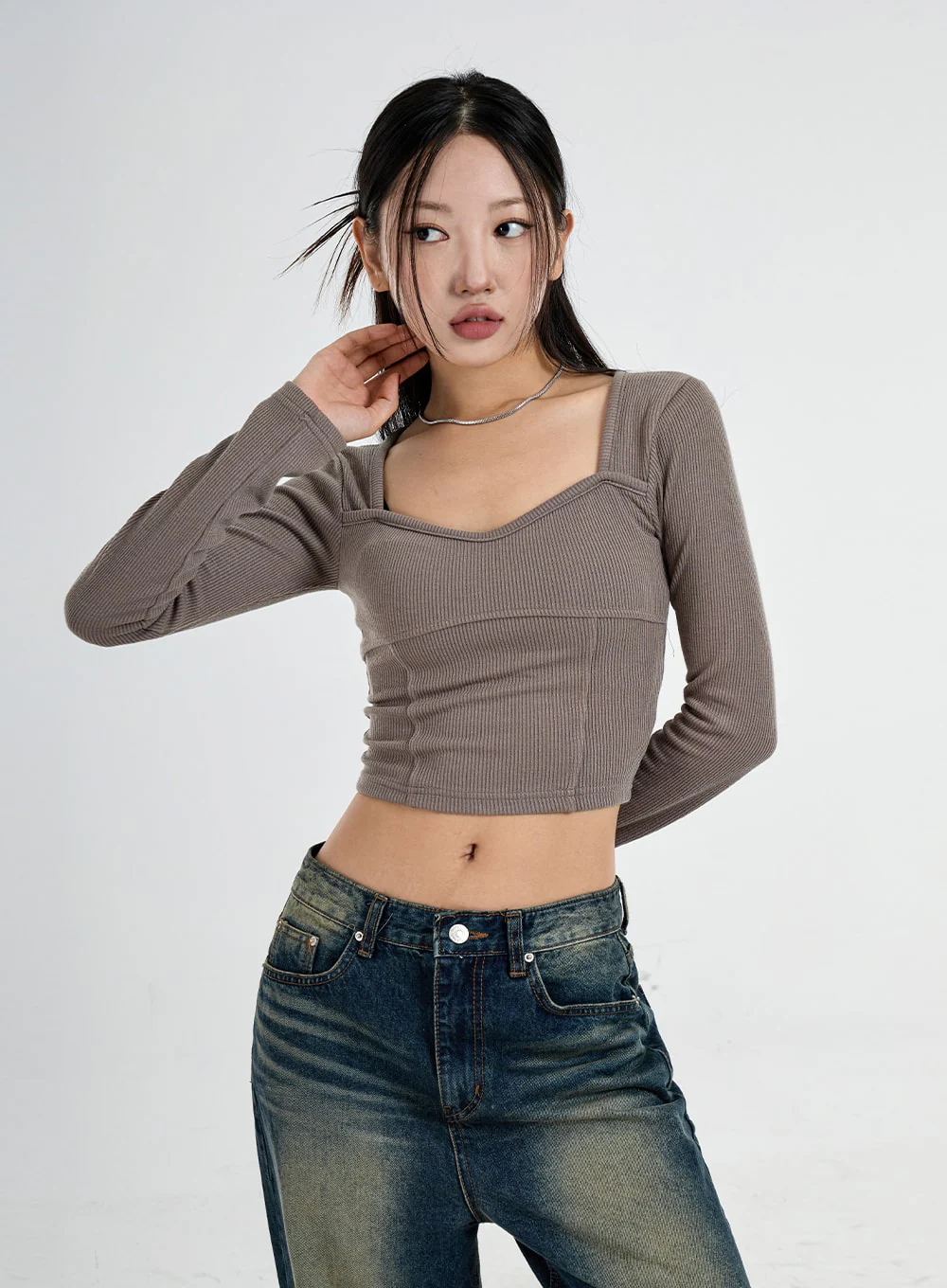 Heart Neck Crop T-Shirt CO11 - Image 9