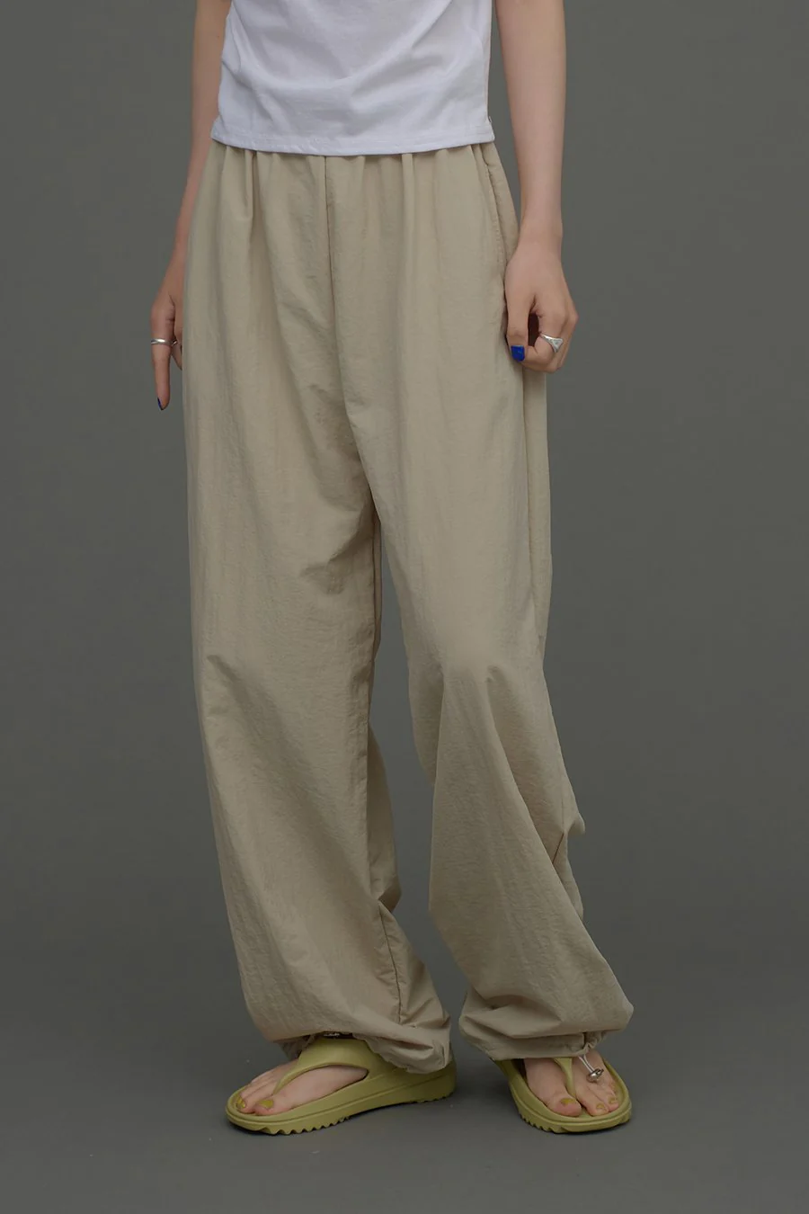 Loose Fit Banded Pants CA04 - Image 4