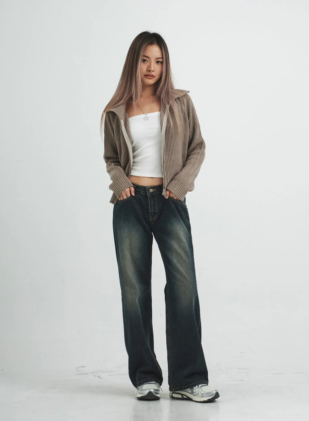 Low Rise Washing Wide Jeans CS14 - Image 3