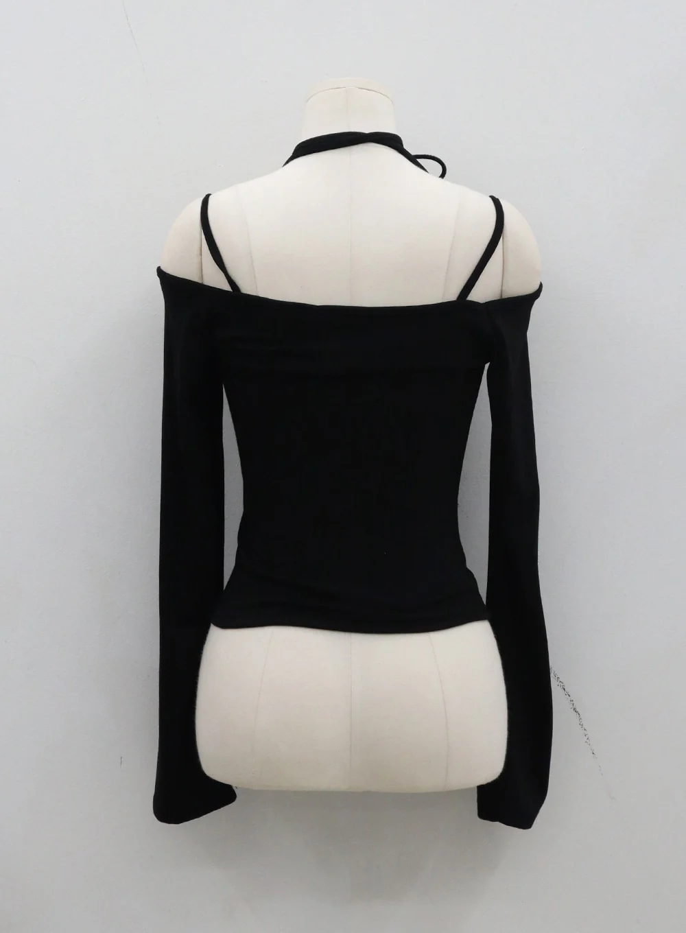 Neck Ribbon Detail Long Sleeve Cropped Top CD21 - Image 17