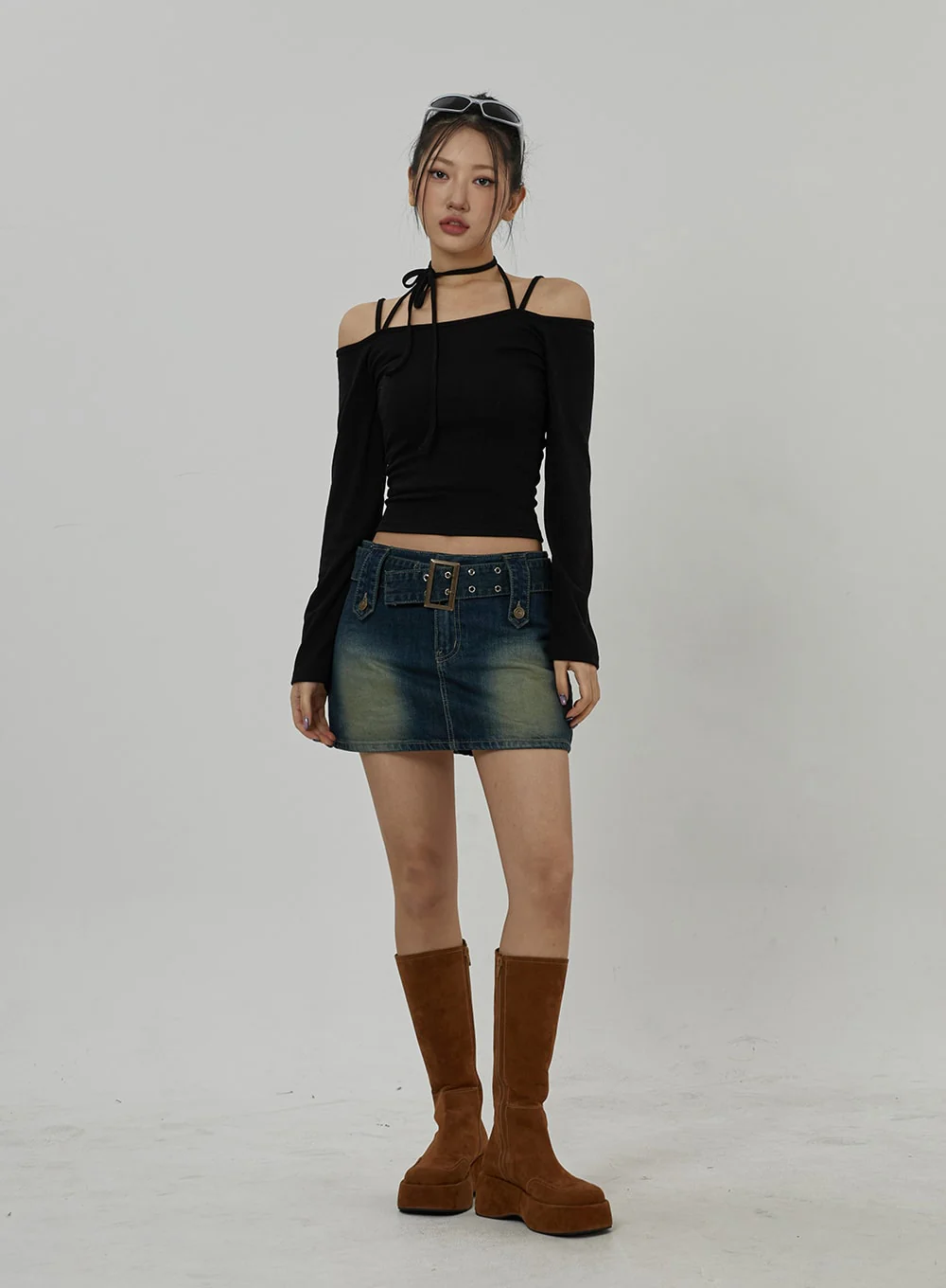 Neck Ribbon Detail Long Sleeve Cropped Top CD21 - Image 3