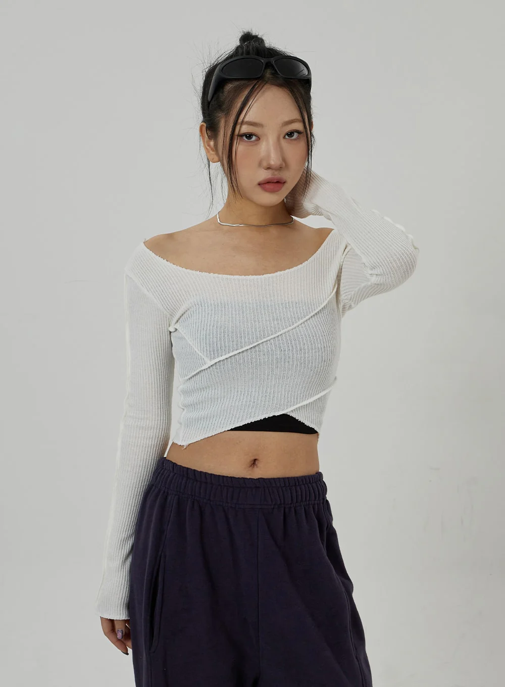 Off-Shoulder Mesh Cropped Top CD20 - Image 9