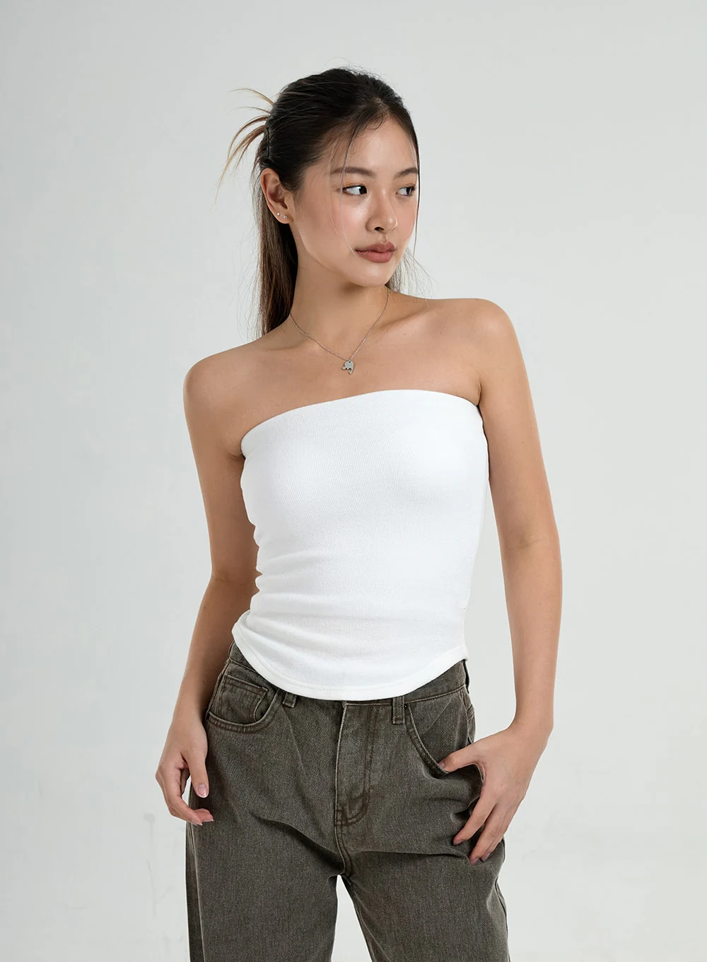 Off-Shoulder Semi Crop Top CO28 - Image 3