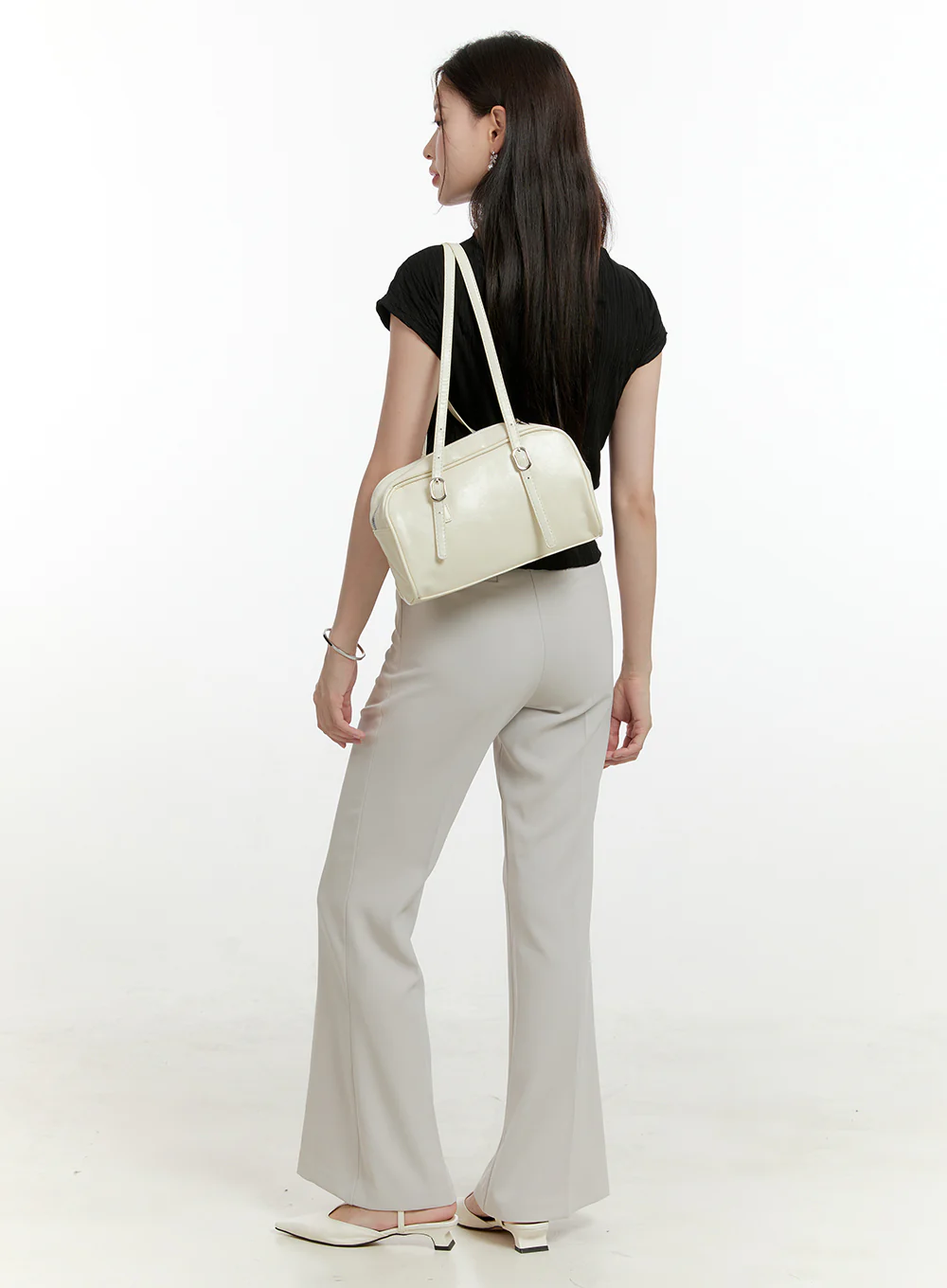 Square-shaped Shoulder Bag CA04 - Image 12