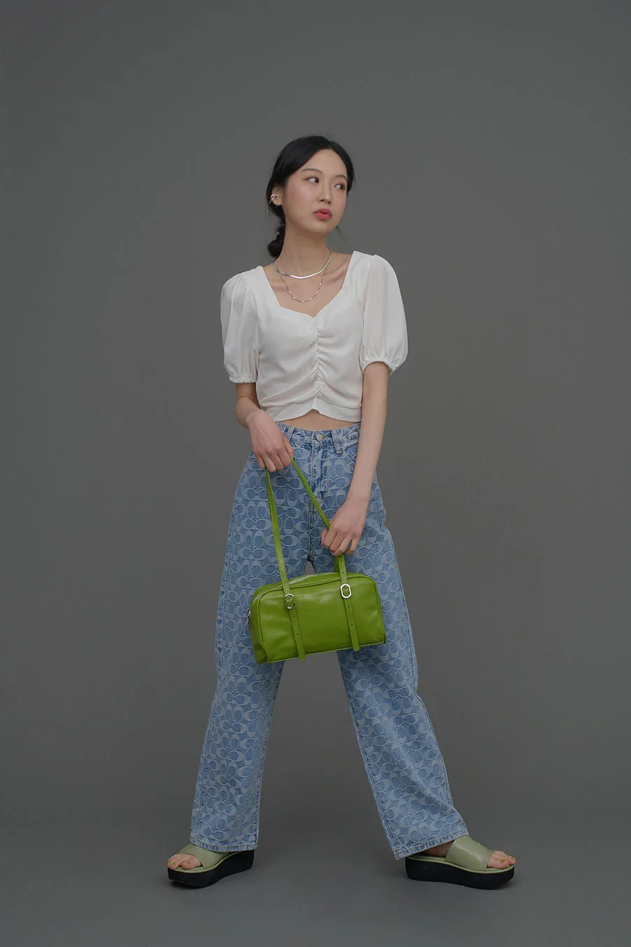 Square-shaped Shoulder Bag CA04 - Image 8