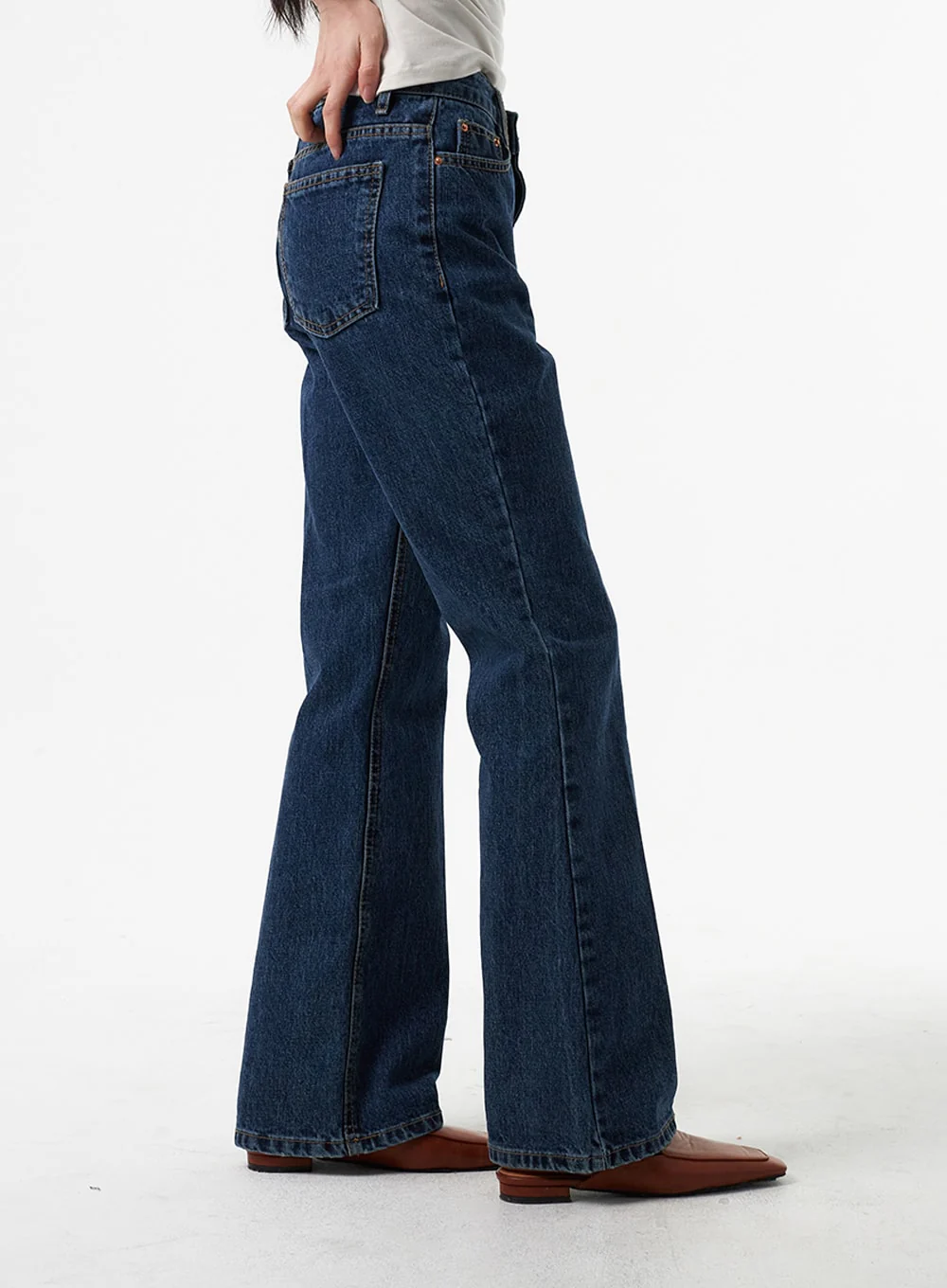 Wide Bootcut Jeans IA325 - Image 5